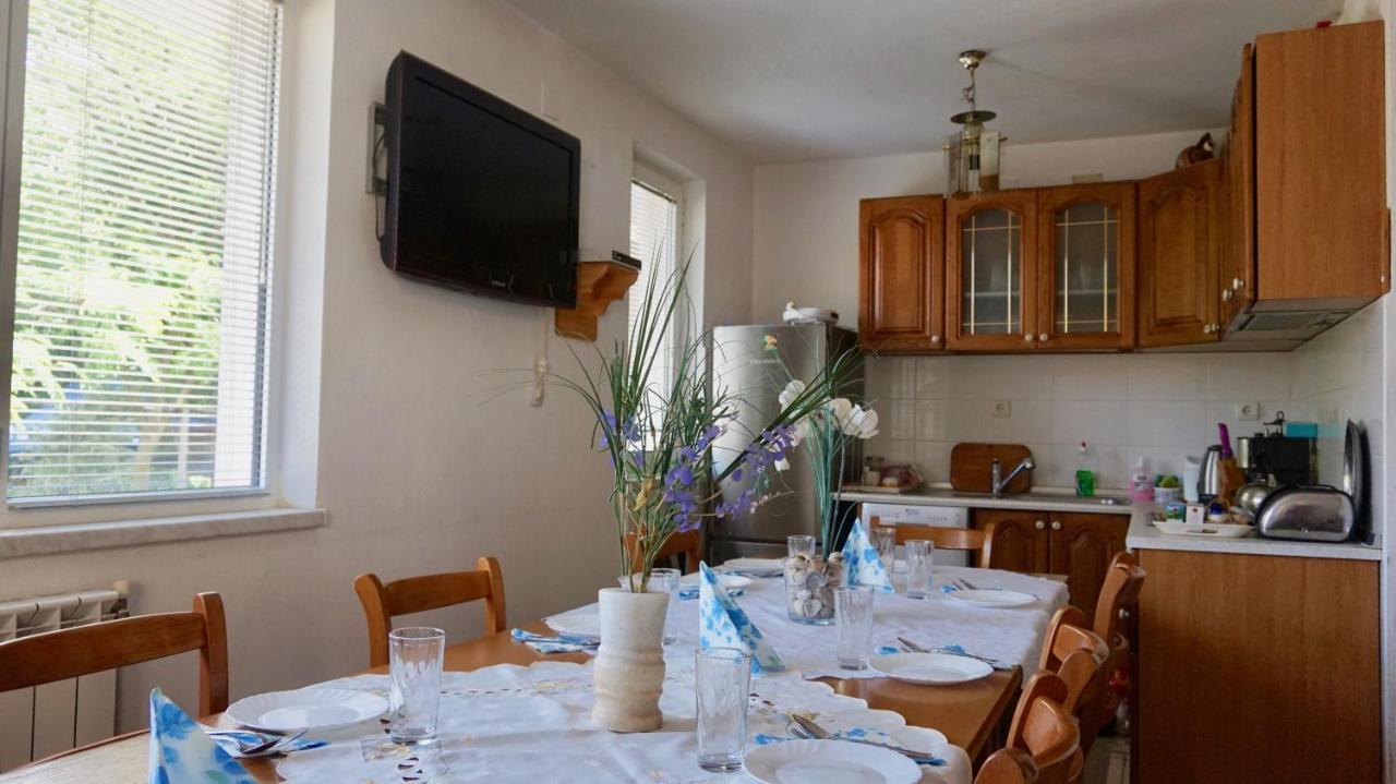 Pamir Guest house 2*
